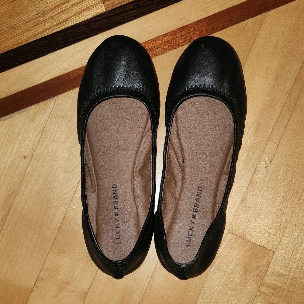 Lucky Brand Classic Black Leather Flats